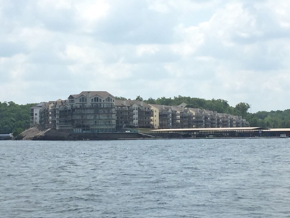 Central Osage Beach Ledges Condo Quiet Cove Boat Slip Wi Fi 7th Central Osage Beach Ledges Condo Quiet Cove Boat Slip Wi Fi 7th Night Free 0 Out Of 5