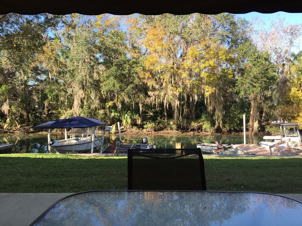 Coveted Crystal River, FL Oceanfront Condo in Smugglers Cove in Crystal