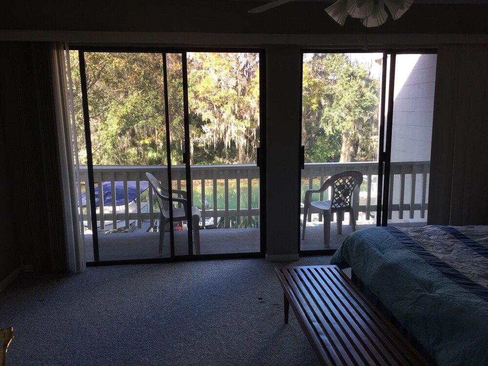 Coveted Crystal River, FL Oceanfront Condo in Smugglers Cove in Crystal