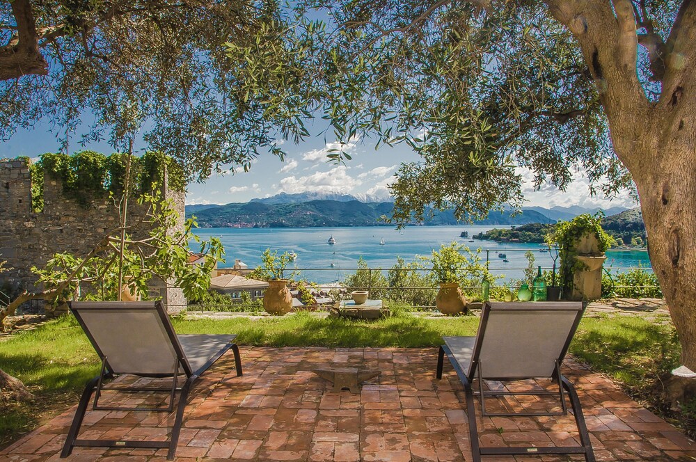 Portovenere Castle Villa With Large Garden AND Memorable SEA View in Portovenere, Italy