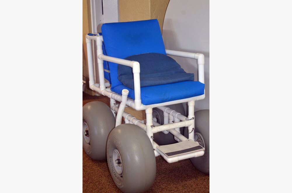 endless summer beach chair