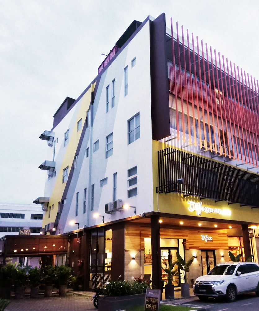 De House Hotel in Sibu Best Rates & Deals on Orbitz