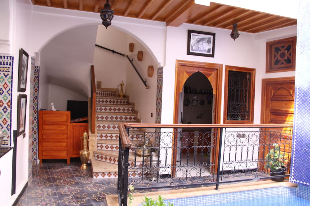 Riad Porte Des 5 Jardins In Marrakech Hotel Rates - 