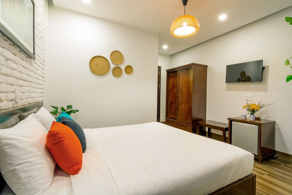 The Bau Bi Retreat 2018 Pictures Reviews Prices Deals Expedia Ca Outdoor Pool Featured Image Guestroom