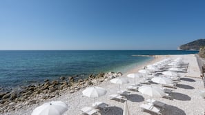 Privatstrand in der Nähe, kostenloser Shuttle zum Strand, Liegestühle