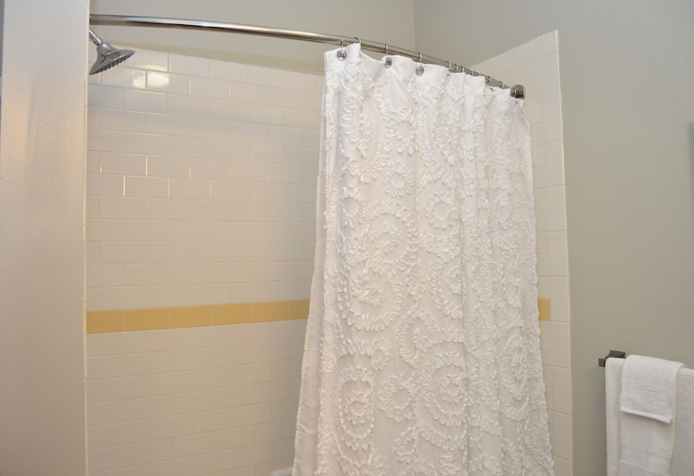 Montclair Apartments by Gracen Properties Deals & Reviews (Newark, USA