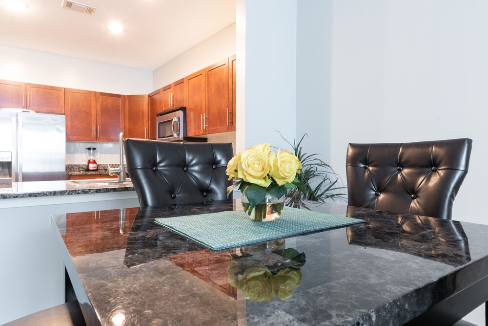 Montclair Apartments by Gracen Properties Deals & Reviews (Newark, USA