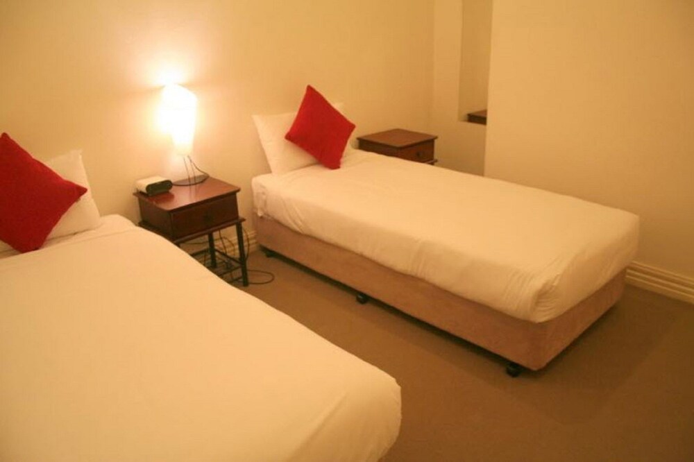 Millthorpe Motel
