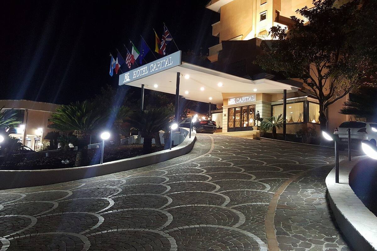 Hotel Capital In Campagna Italy Expedia