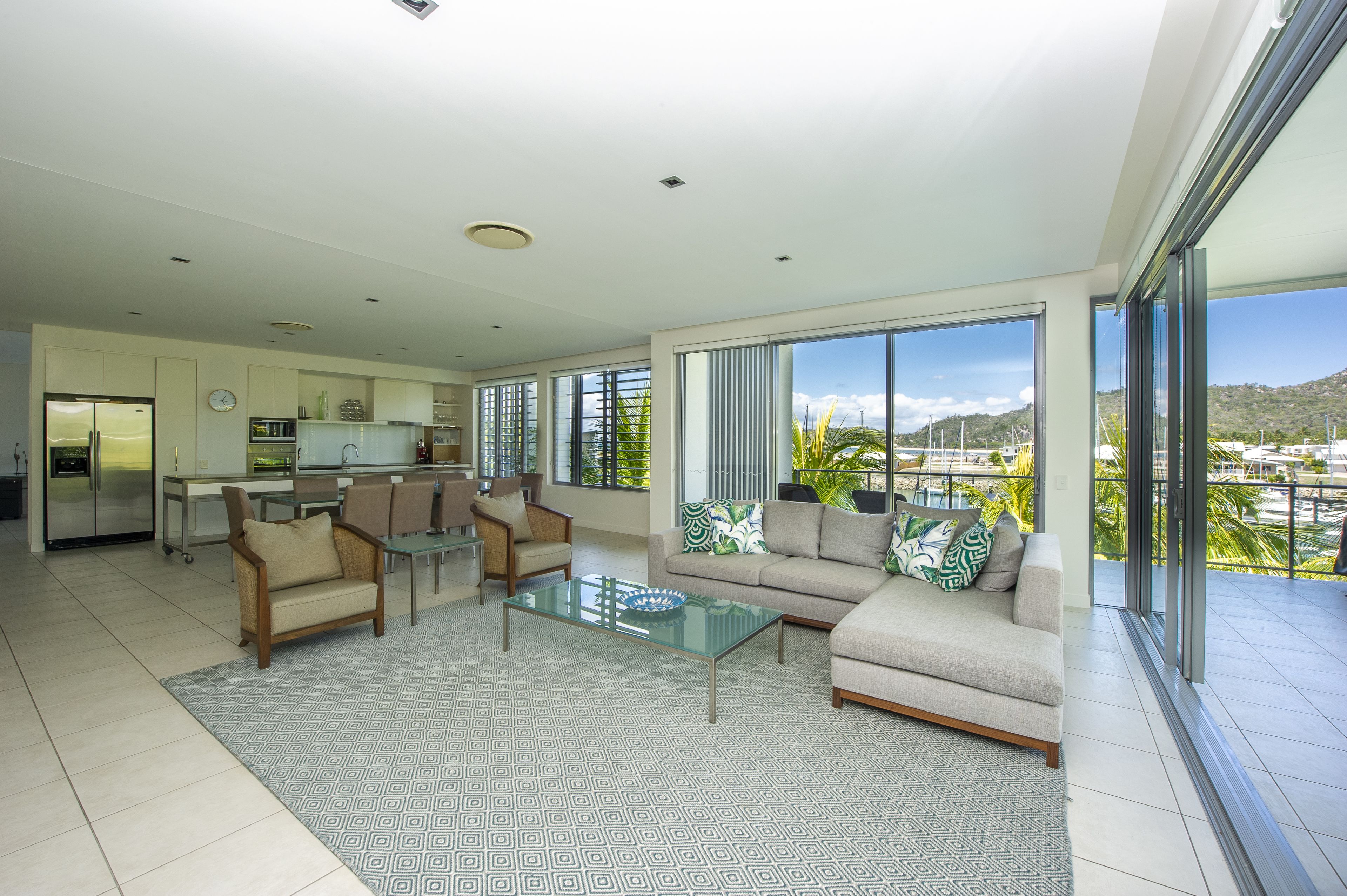 Blue on Blue Apartment 1031