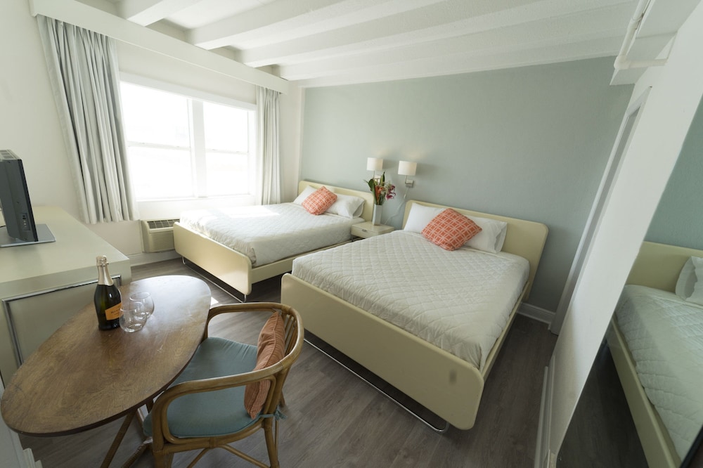 Broadmore Miami Beach