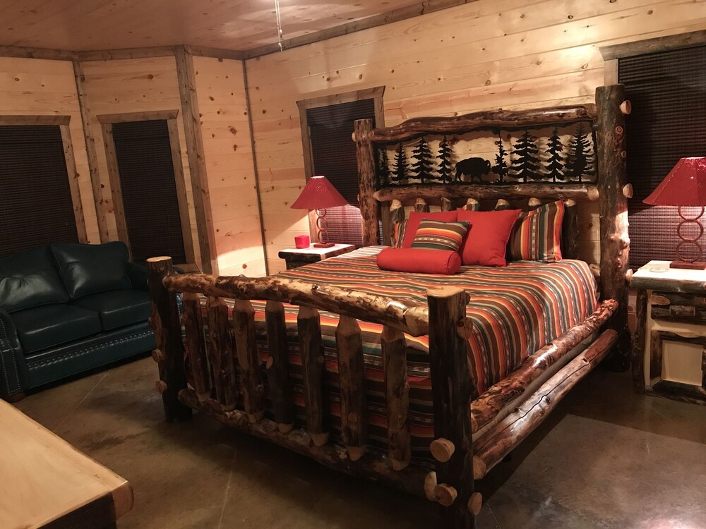 Take It Easy Western Luxury Cabin In Beavers Bend Reviews