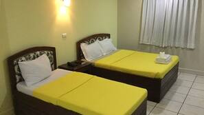 Desk, iron/ironing board, free WiFi, bed sheets