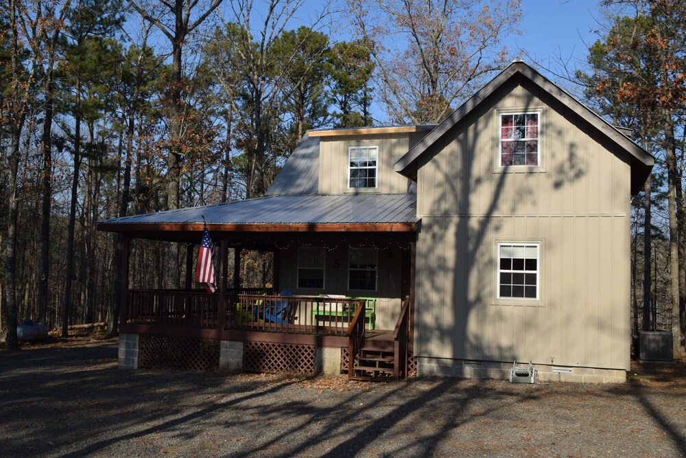 Clean Comfortable Quiet Cabin Minutes From Greers Ferry Lake 2018 Featured Image
