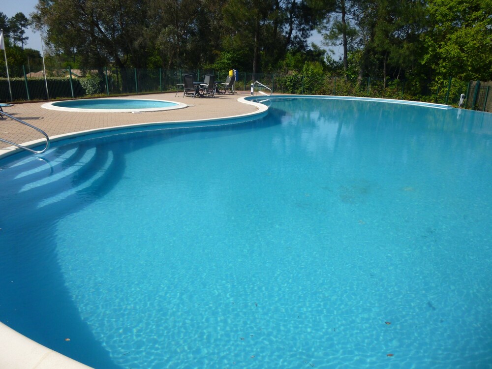 With Swimming Pool In The Residence And 7 Km Beach Ocean