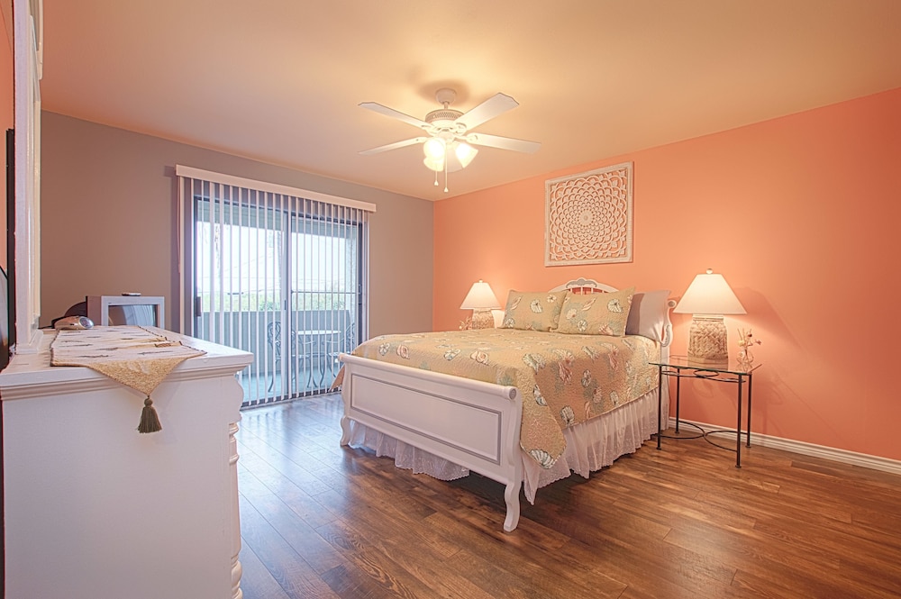 Escape to the shoreline of Lake LBJ *Best Kept Secret* Marble Falls