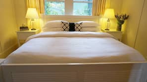 3 bedrooms, linens