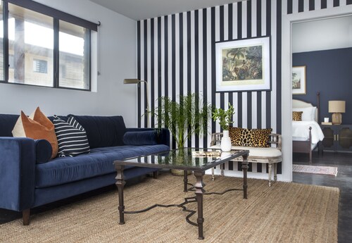Check Expedia for Availability of Playful 1BR in Mid City by Sonder