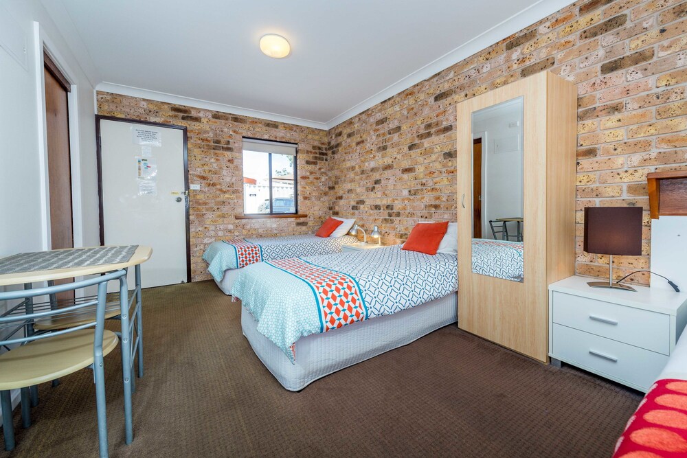 Lemon Tree Passage Motel