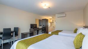 1 bedroom, iron/ironing board, free WiFi