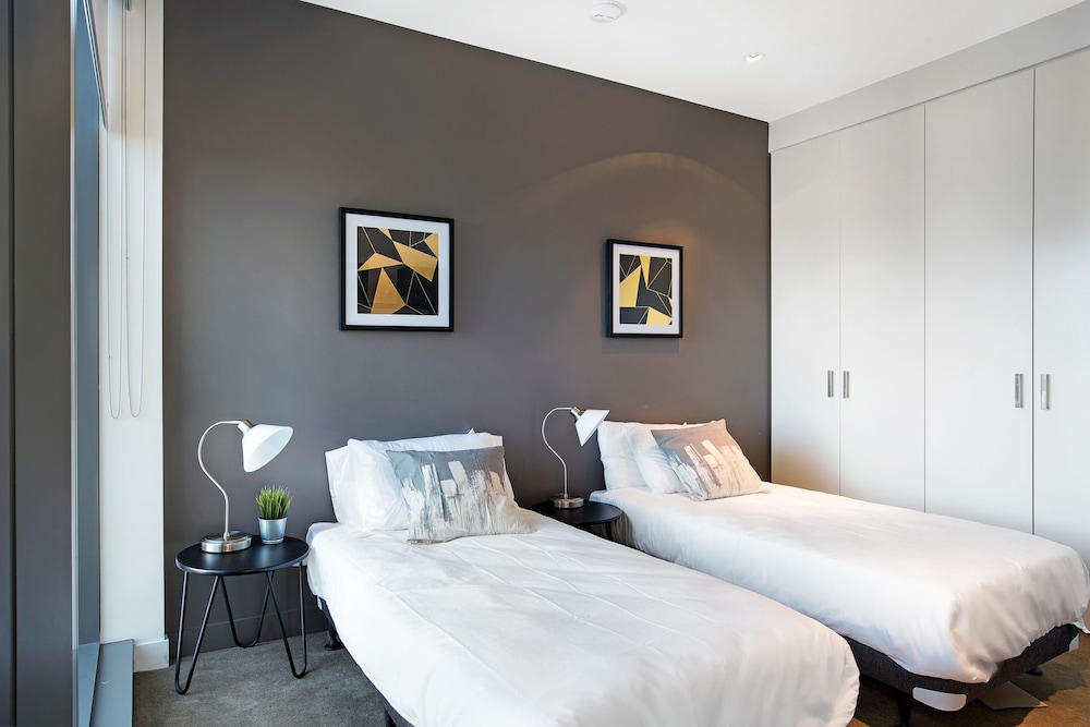 Sanctuary Apartments - Freshwater Place