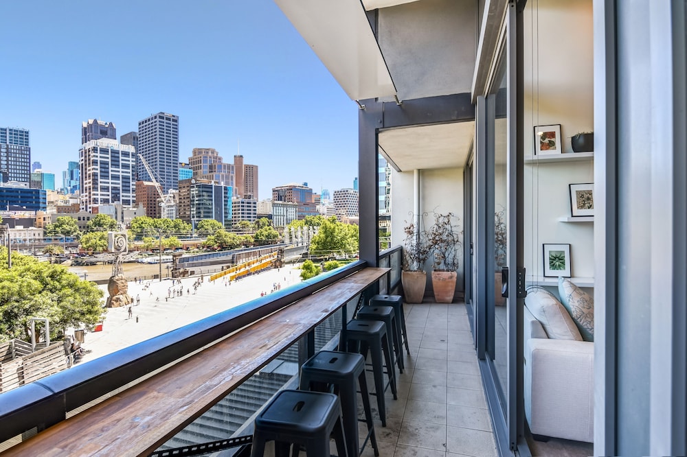 Sanctuary Apartments - Freshwater Place