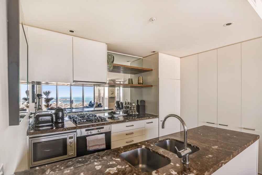Sanctuary Apartments - Freshwater Place