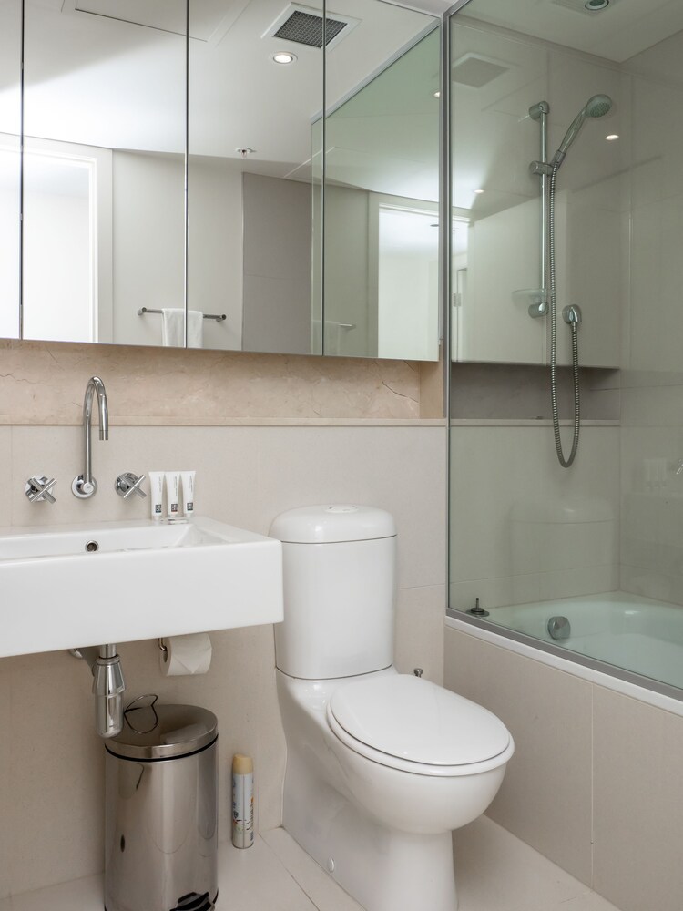Sanctuary Apartments - Freshwater Place