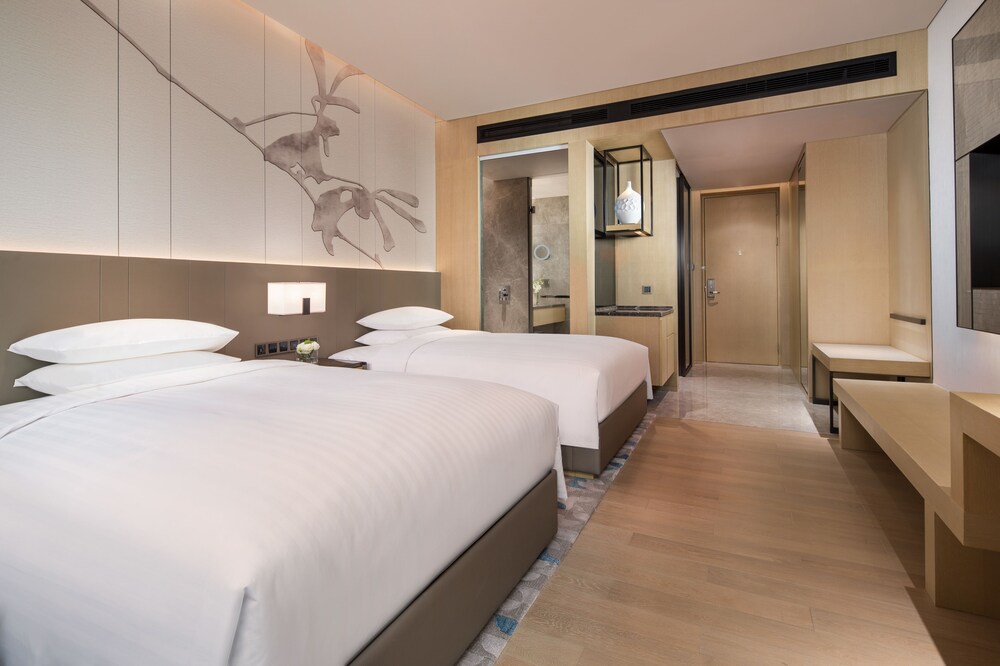 上海中建万怡酒店