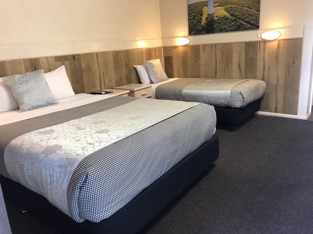 Wattle Tree Motel