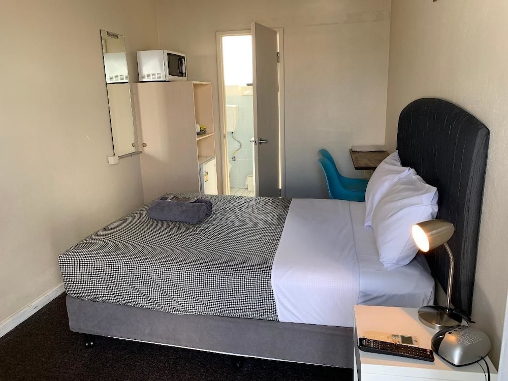 Wattle Tree Motel