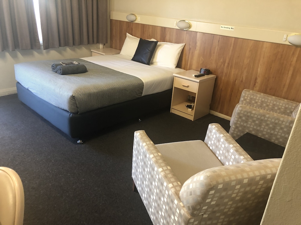 Wattle Tree Motel