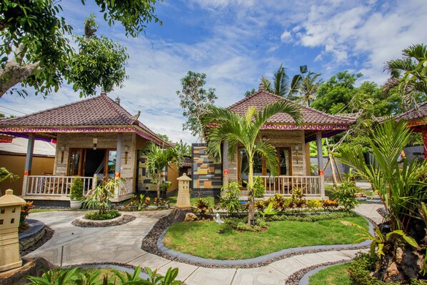 Book Blue Lagoon Secret Villas in Indonesia | Hoteles.com