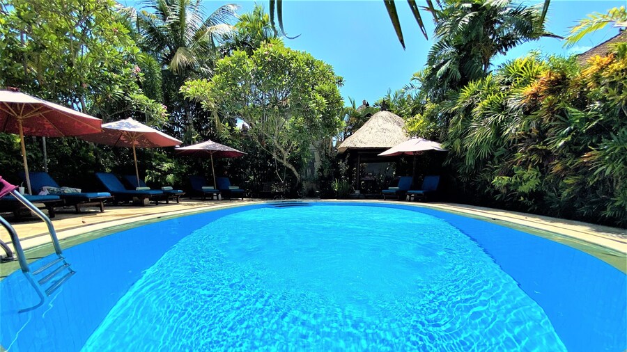 Sama's Cottages and Villas