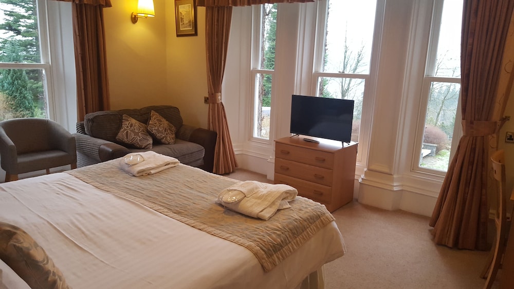 Room, Windermere Manor Hotel