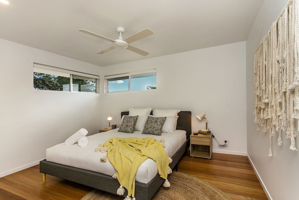 Alcorn House - Stylish beach house