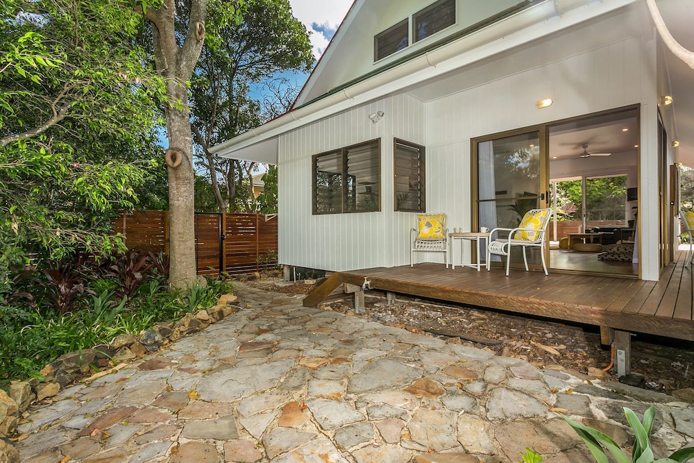 Alcorn House - Stylish beach house
