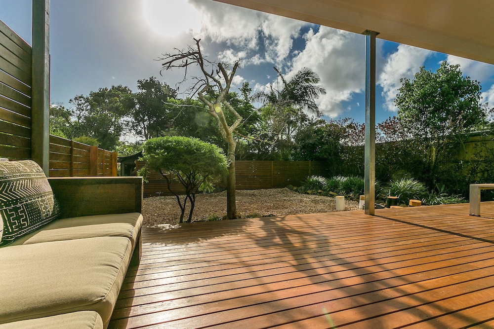 Alcorn House - Stylish beach house