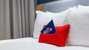 Premium bedding, in-room safe, desk, laptop workspace