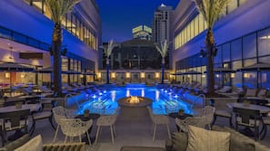 Outdoor pool, cabanas (surcharge), pool umbrellas