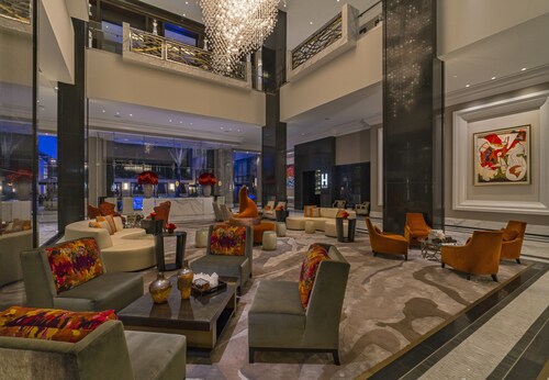 5 Star Hotels In Houston From 188 Travelocity The Post Oak Hotel At Uptown Houston