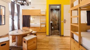In-room safe, free WiFi