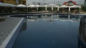 Indoor pool, outdoor pool