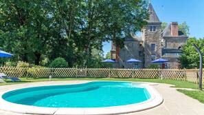 Piscine extérieure