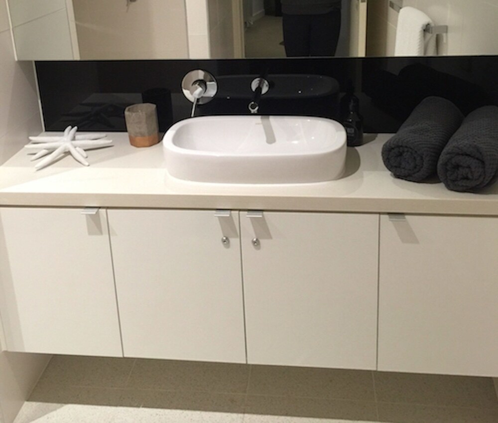 Cscape Beachfront Cowes Aus Best Price Guarantee Lastminute - 