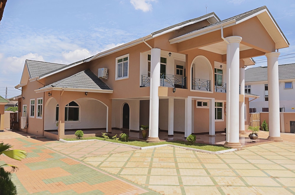 Bamboo House Accra, GHA Best Price Guarantee