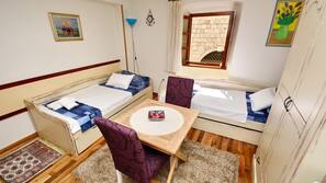 Desk, soundproofing, iron/ironing board, free WiFi