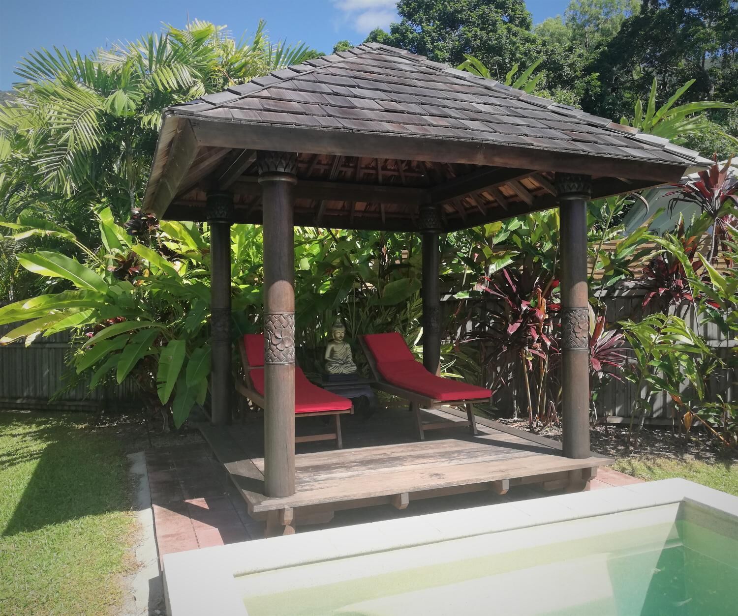 Latania Luxury Villas