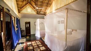 1 bedroom, premium bedding, desk, free WiFi