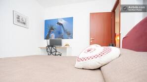 1 bedroom, minibar, desk, free WiFi